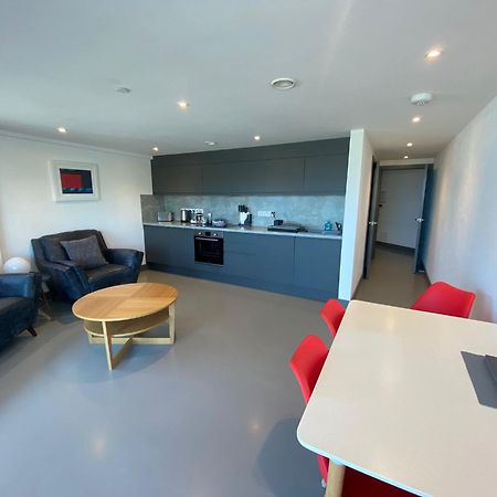 2 The View Apartments Ilfracombe - Seafront, Parking, Lift, Ev מראה חיצוני תמונה