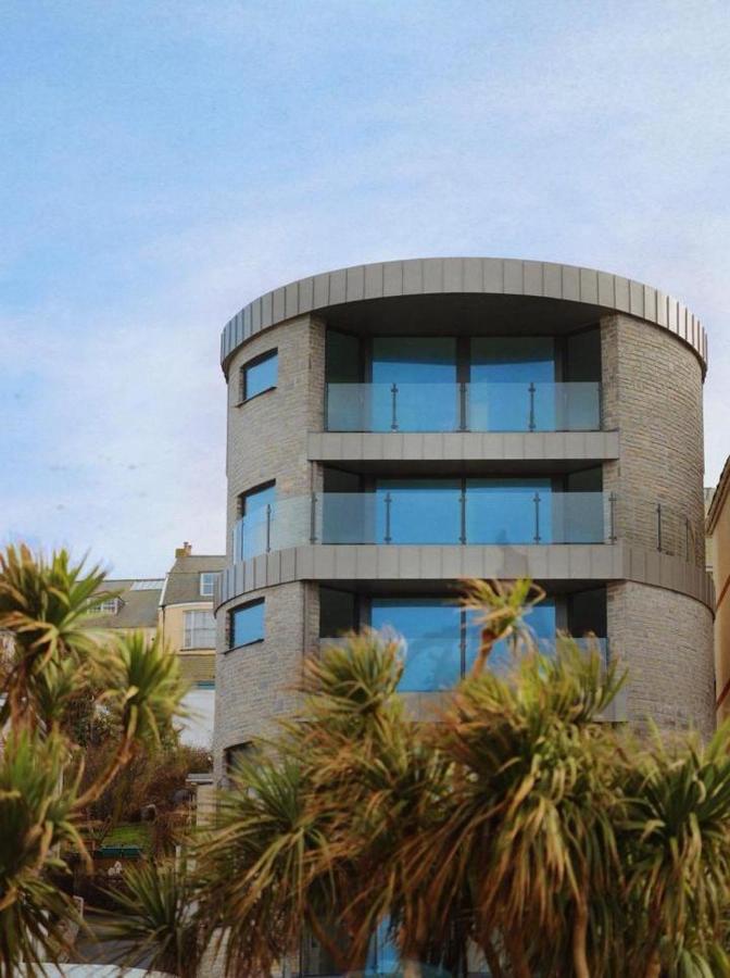 2 The View Apartments Ilfracombe - Seafront, Parking, Lift, Ev מראה חיצוני תמונה