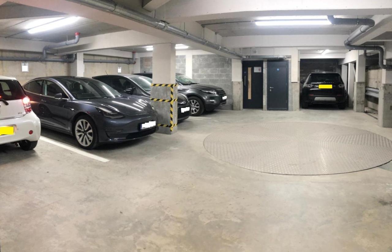 2 The View Apartments Ilfracombe - Seafront, Parking, Lift, Ev מראה חיצוני תמונה