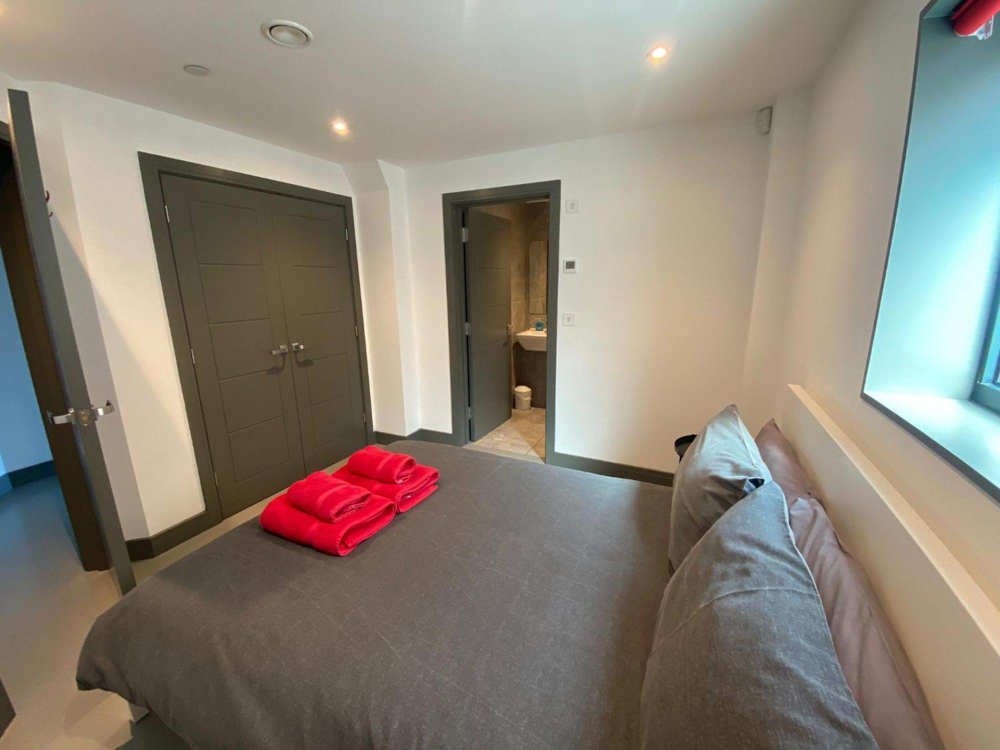 2 The View Apartments Ilfracombe - Seafront, Parking, Lift, Ev מראה חיצוני תמונה